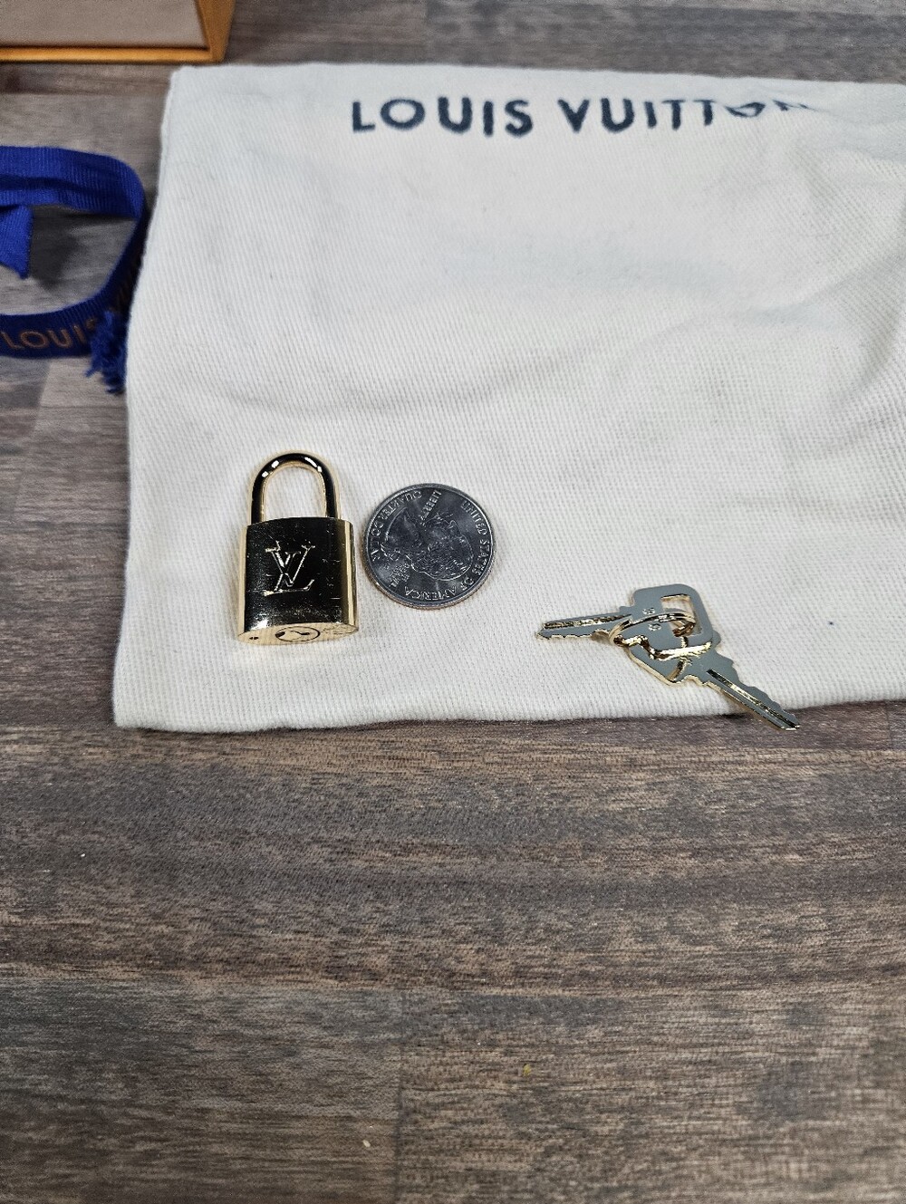 Louis Vuitton padlock #318 - Picture 9 of 9
